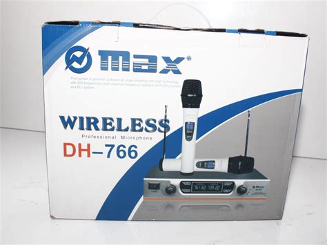 Max DH-766 Professional Uhf Wireless Microphone - Image 2